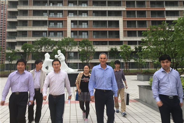 服务企业 服务工业 服务人才.jpg