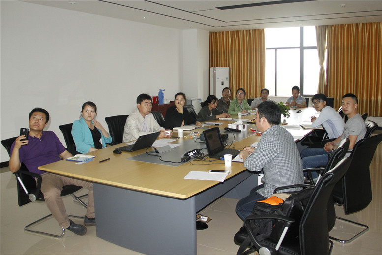 服务企业 服务工业 服务人才 .jpg